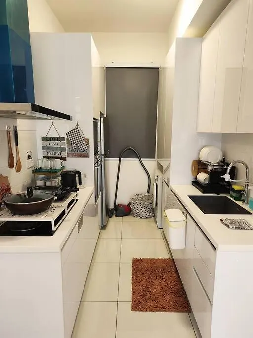 Skypool 2Br 8Pax Premium Suites Beacon Georgetown Penang 0*, George Town