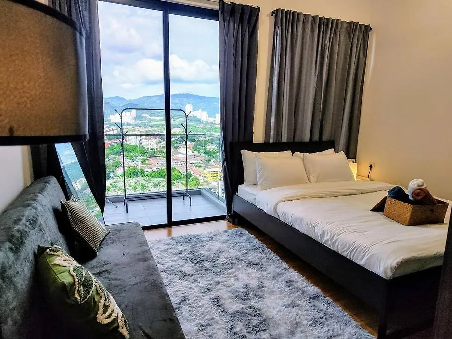 Skypool 2Br 8Pax Premium Suites Beacon Georgetown Penang Malaysia