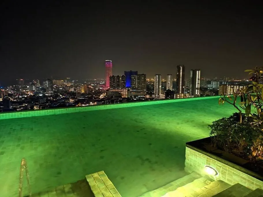 Apartment Skypool 2Br 8Pax Premium Suites Beacon Georgetown Penang Malaysia